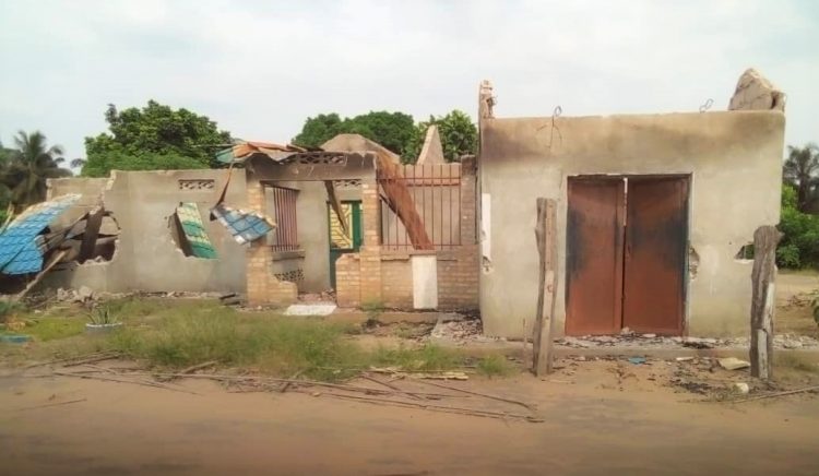 A destroyed house in Yumbi 2 - 2019 - IRRI